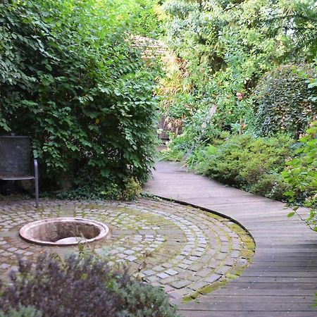 Gaestezimmer Mit Garten In Fischeln Krefeld Eksteriør billede
