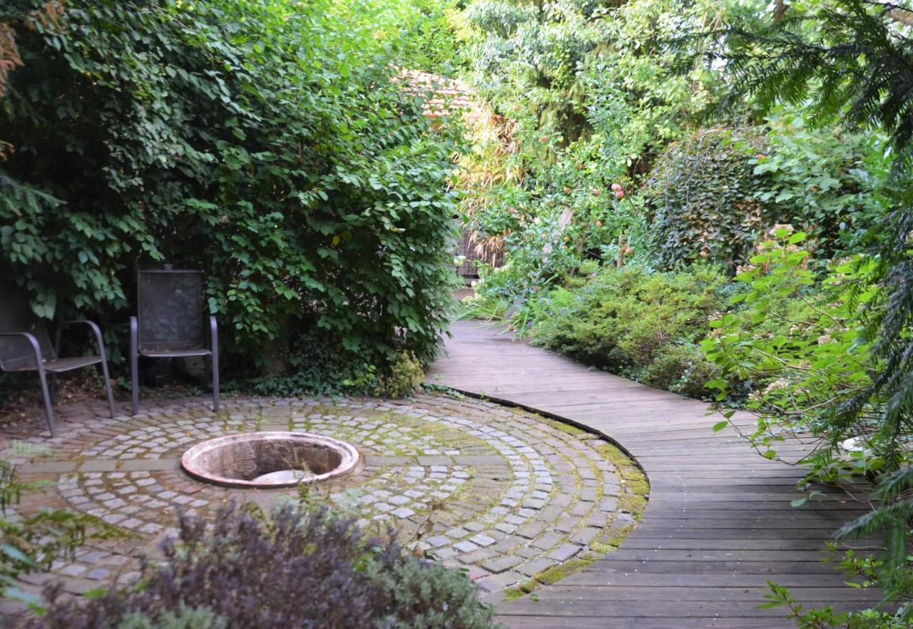 Gaestezimmer Mit Garten In Fischeln Krefeld Eksteriør billede